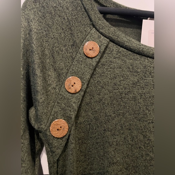 Twenty Second Green tunic size small - Picture 2 of 5